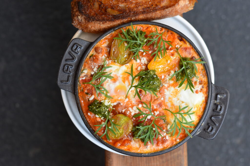 Baked eggs in a skillet